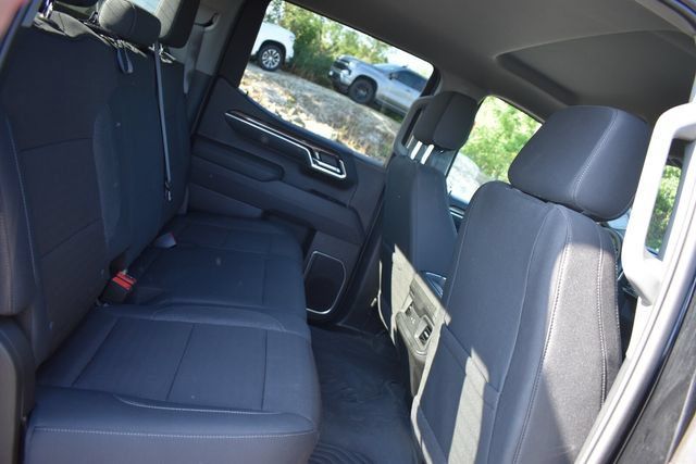 Certified 2025 Chevrolet Silverado 1500 RST AWD/4WD image 16