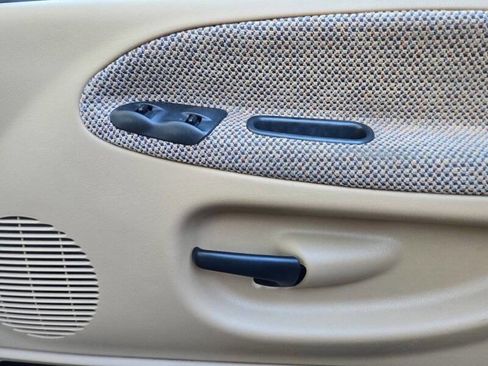 Used 2001 Dodge Ram 2500 Truck 4x4 Quad Cab image 18