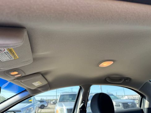 Used 2001 Chrysler Sebring LX FWD image 16