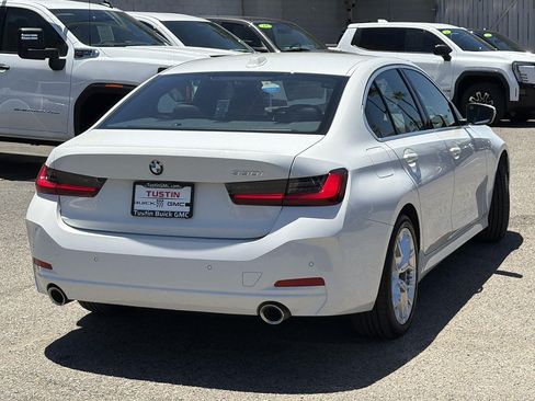 Used 2025 BMW 330i Sedan RWD image 5