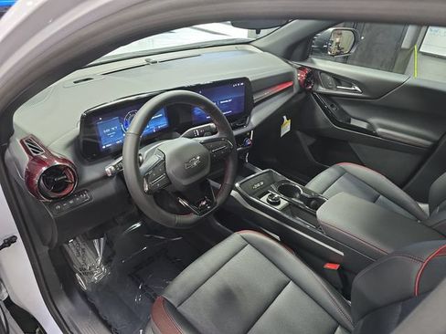New 2027 Chevrolet Equinox RS w/ LPO, Floor Liner Package AWD/4WD image 17