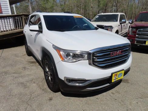 Used 2017 GMC Acadia SLT AWD/4WD image 4