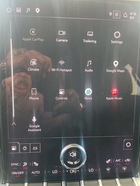 Used 2026 GMC Acadia Elevation FWD image 16