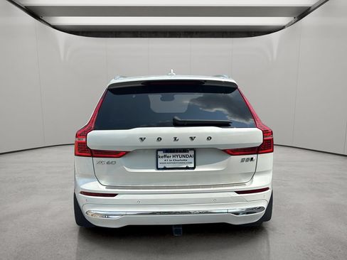 Used 2023 Volvo XC60 B5 Ultimate w/ Climate Package AWD/4WD image 4