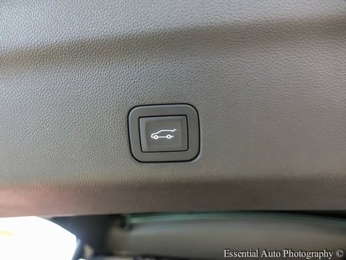 Used 2026 GMC Yukon Elevation image 24