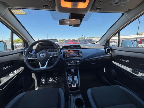 Used 2025 Nissan Versa SV FWD image 31