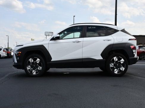 Used 2024 Hyundai Kona SEL image 4