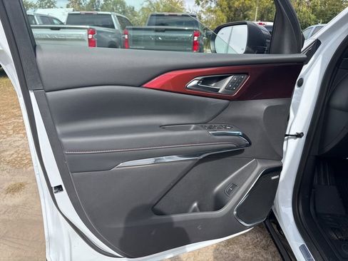 New 2026 Chevrolet Traverse RS w/ LPO, Floor Liner Package image 15