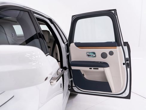 Certified 2022 Rolls-Royce Ghost AWD/4WD image 22