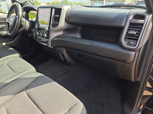 Used 2025 RAM 1500 Classic Warlock AWD/4WD image 31