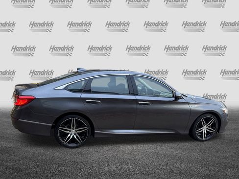 Used 2021 Honda Accord Touring image 11