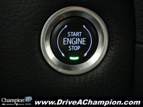 Used 2022 GMC Yukon Denali AWD/4WD image 39