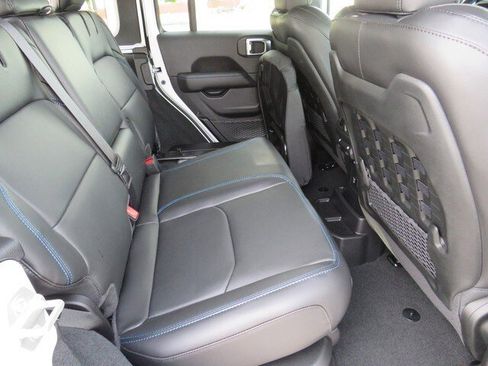 New 2023 Jeep Wrangler Rubicon w/ Steel Bumper Group image 33