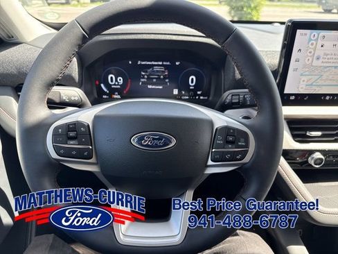 New 2026 Ford Explorer Active RWD image 18