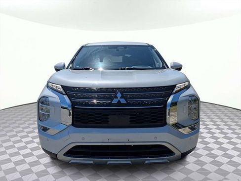 Used 2024 Mitsubishi Outlander SE AWD/4WD image 9