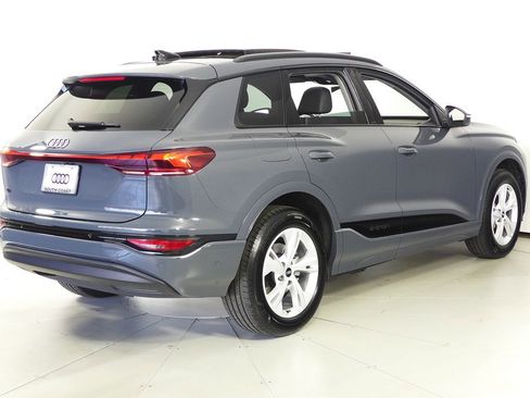 Used 2025 Audi Q6 e-tron Premium Plus w/ Premium Plus image 7