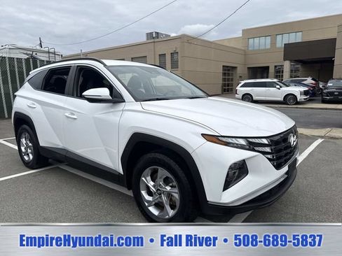 Used 2023 Hyundai Tucson SEL AWD/4WD image 2
