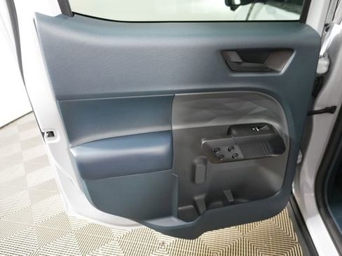 Certified 2025 Ford Maverick Lariat w/ Black Appearance Package image 29