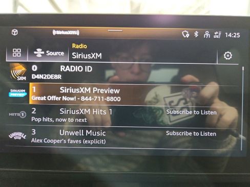 Used 2023 Audi A4 2.0T Premium w/ Convenience Package image 21