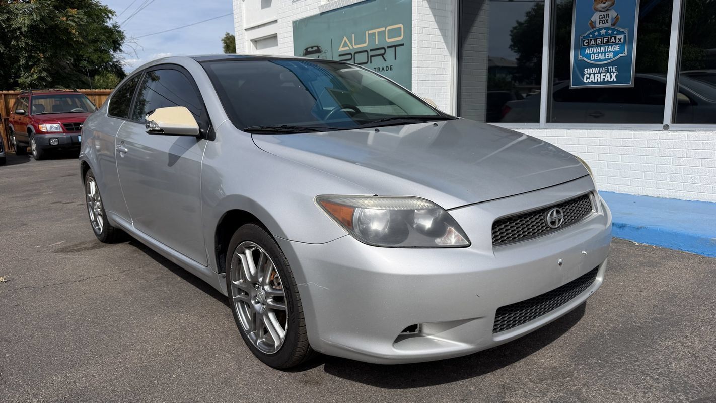 Used 2007 Scion tC FWD image 1