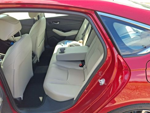 Used 2023 Honda Accord Touring image 9