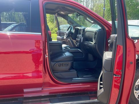Used 2021 GMC Sierra 1500 SLT w/ SLT Convenience Package AWD/4WD image 25