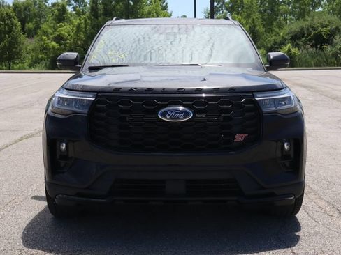 New 2026 Ford Explorer ST w/ Sun And Sound Package AWD/4WD image 3