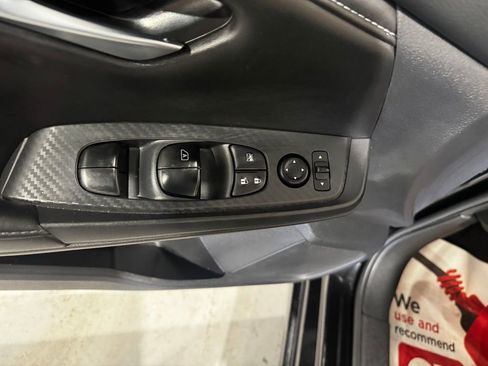 Used 2025 Nissan Sentra SV FWD image 18