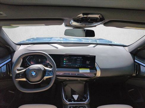 Used 2025 BMW X3 xDrive30i w/ Convenience Package image 18