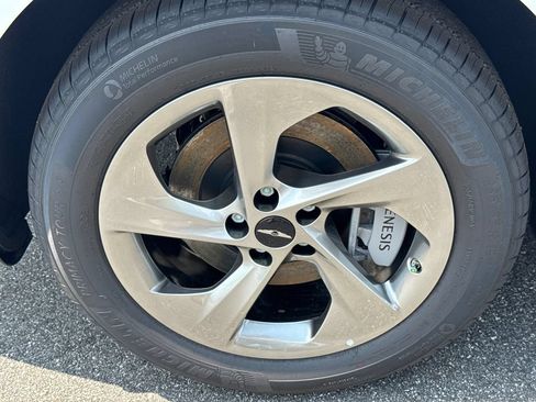 New 2026 Genesis GV70 2.5T Select AWD/4WD image 19