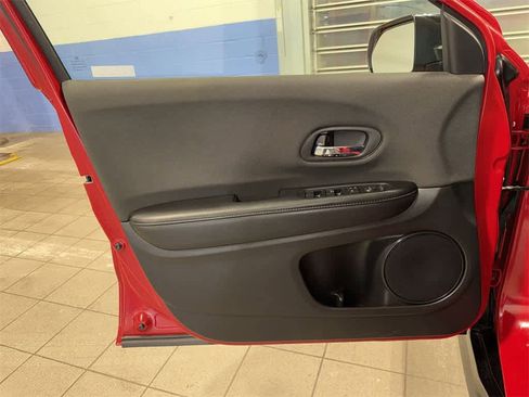 Used 2020 Honda HR-V Sport image 28