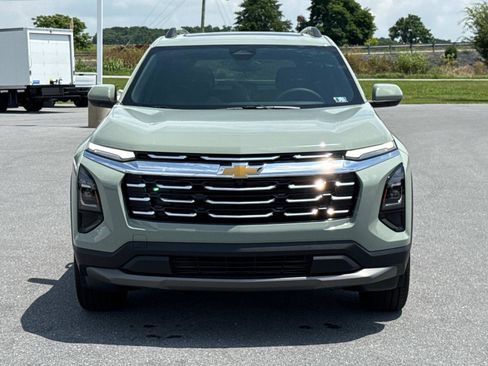 New 2025 Chevrolet Equinox LT image 17