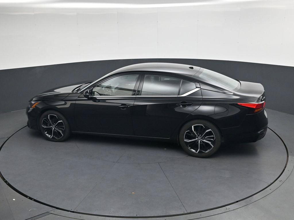 Certified 2025 Nissan Altima 2.5 SR FWD image 28