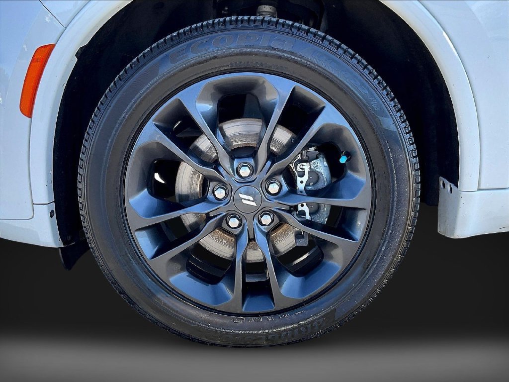 Used 2019 Toyota 4Runner SR5 AWD/4WD image 37