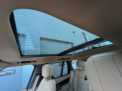 Used 2026 Land Rover Range Rover SE image 30