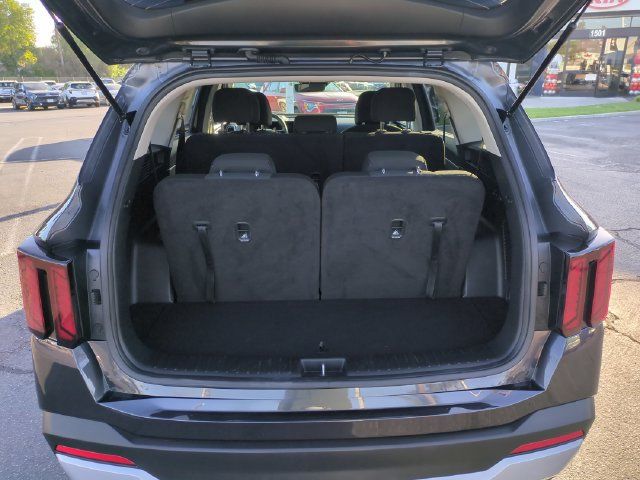 Used 2026 Kia Sorento LX FWD image 30
