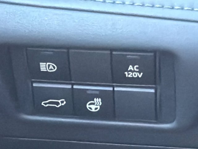 Used 2023 Toyota Highlander Limited AWD/4WD image 24