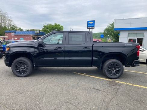 New 2026 Chevrolet Silverado 1500 Custom Trail Boss w/ Midnight Edition AWD/4WD image 4