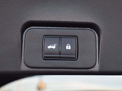 Certified 2023 Nissan Rogue SL w/ SL Premium Package image 51