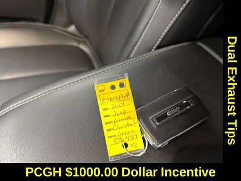 Used 2024 Jeep Grand Cherokee L Limited w/ Luxury Tech Group II image 26