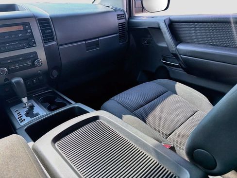 Used 2012 Nissan Titan SV w/ SV Value Truck Pkg RWD image 25