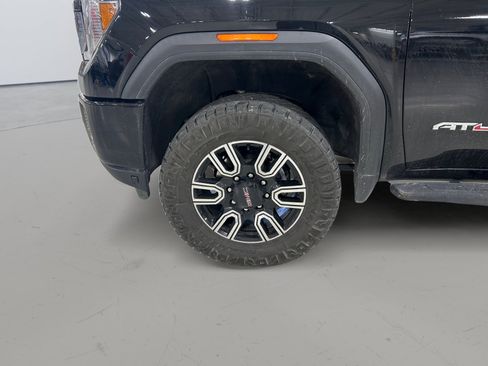 Used 2022 GMC Sierra 2500 AT4 w/ AT4 Premium Plus Package AWD/4WD image 7