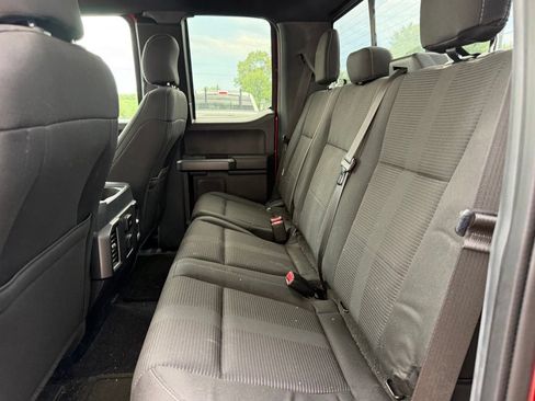 Used 2015 Ford F150 XLT w/ Equipment Group 302A Luxury AWD/4WD image 18