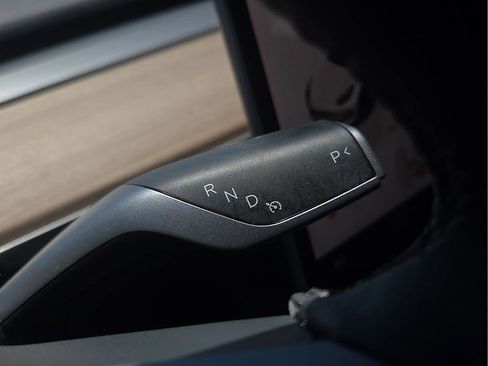 Used 2023 Tesla Model 3 Standard Range RWD image 17