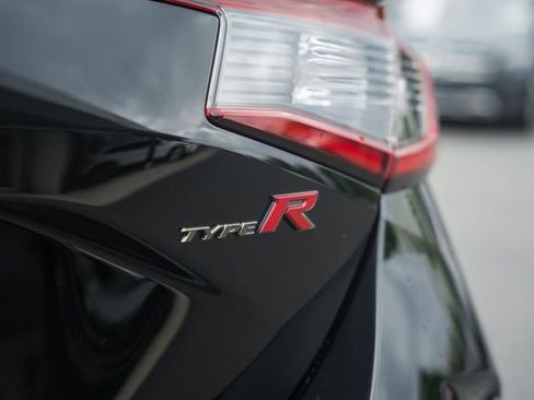 Used 2025 Honda Civic Type R image 8