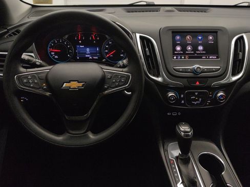 Used 2020 Chevrolet Equinox LT w/ LPO, Floor Liner Package FWD image 22