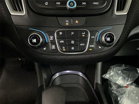 Certified 2024 Chevrolet Malibu LT image 17