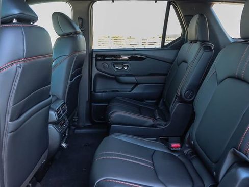 New 2026 Honda Pilot TrailSport image 10