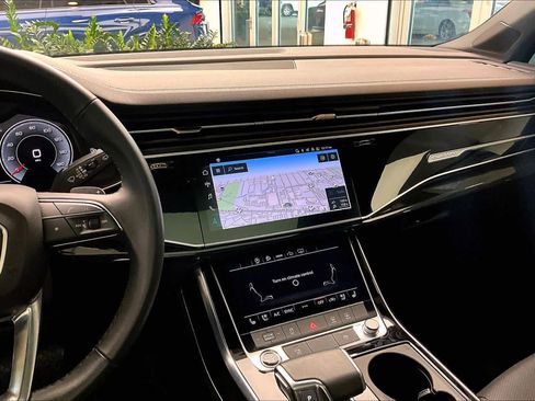 Used 2024 Audi Q7 2.0T Premium Plus image 6