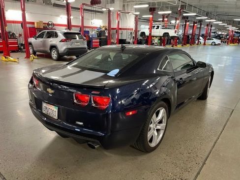 Used 2010 Chevrolet Camaro SS w/ RS Package RWD image 4